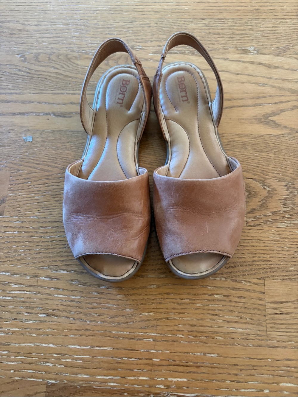 Born tan leather sandals size 9